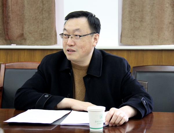 郑校长讲话.jpg