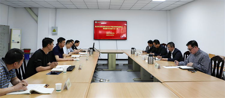 杨凌职业技术学院副校长张朝晖来校调研节水工作和家属区管理
