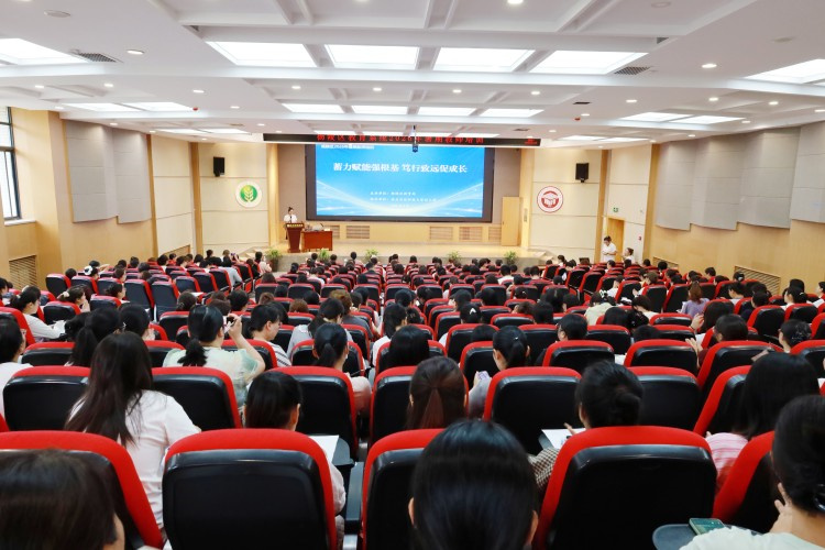 1 培训会场.jpg
