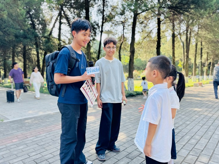 幼儿采访新生3.jpg