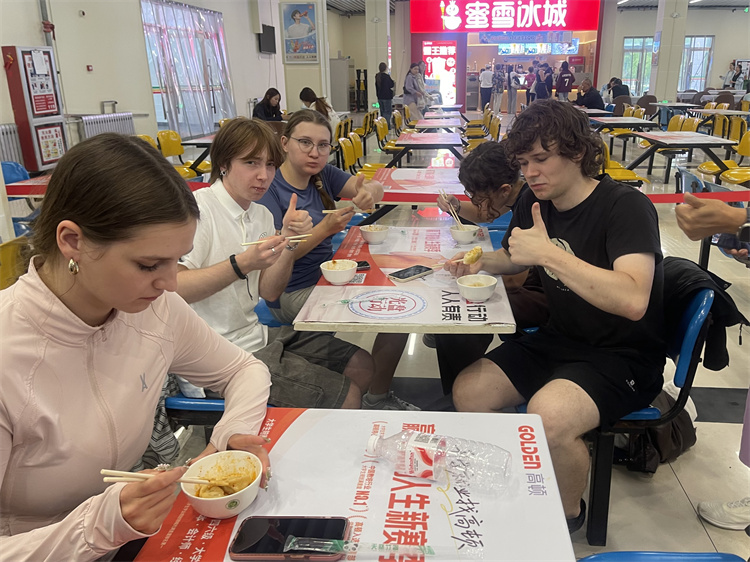 品尝成果.jpg