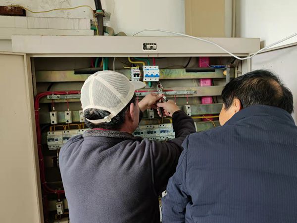用电线路检查.jpg