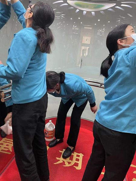 电梯消杀.jpg