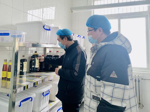 检查食品生产日期_副本.jpg